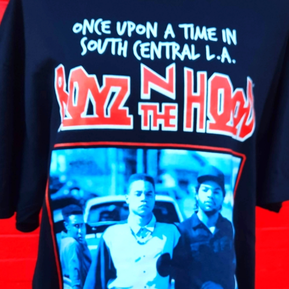 "BOYZ N the HOOD" t-shirt from a classic movie staple🎬